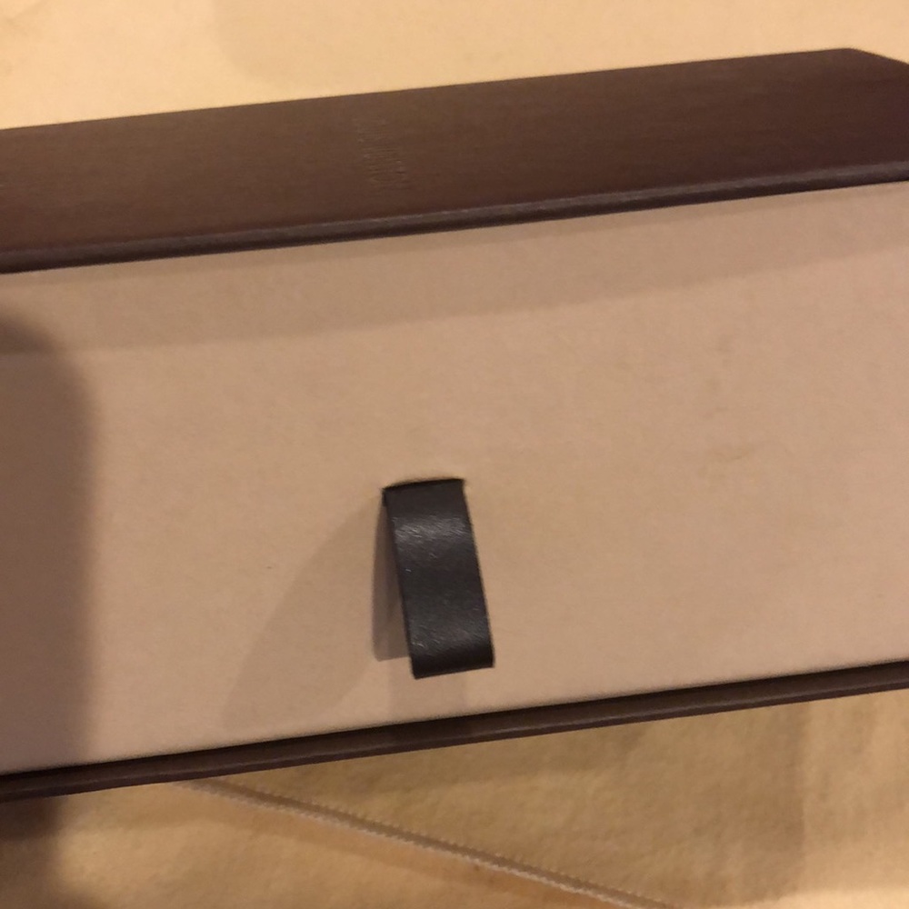 Louis Vuitton Box - Picture 4 of 8